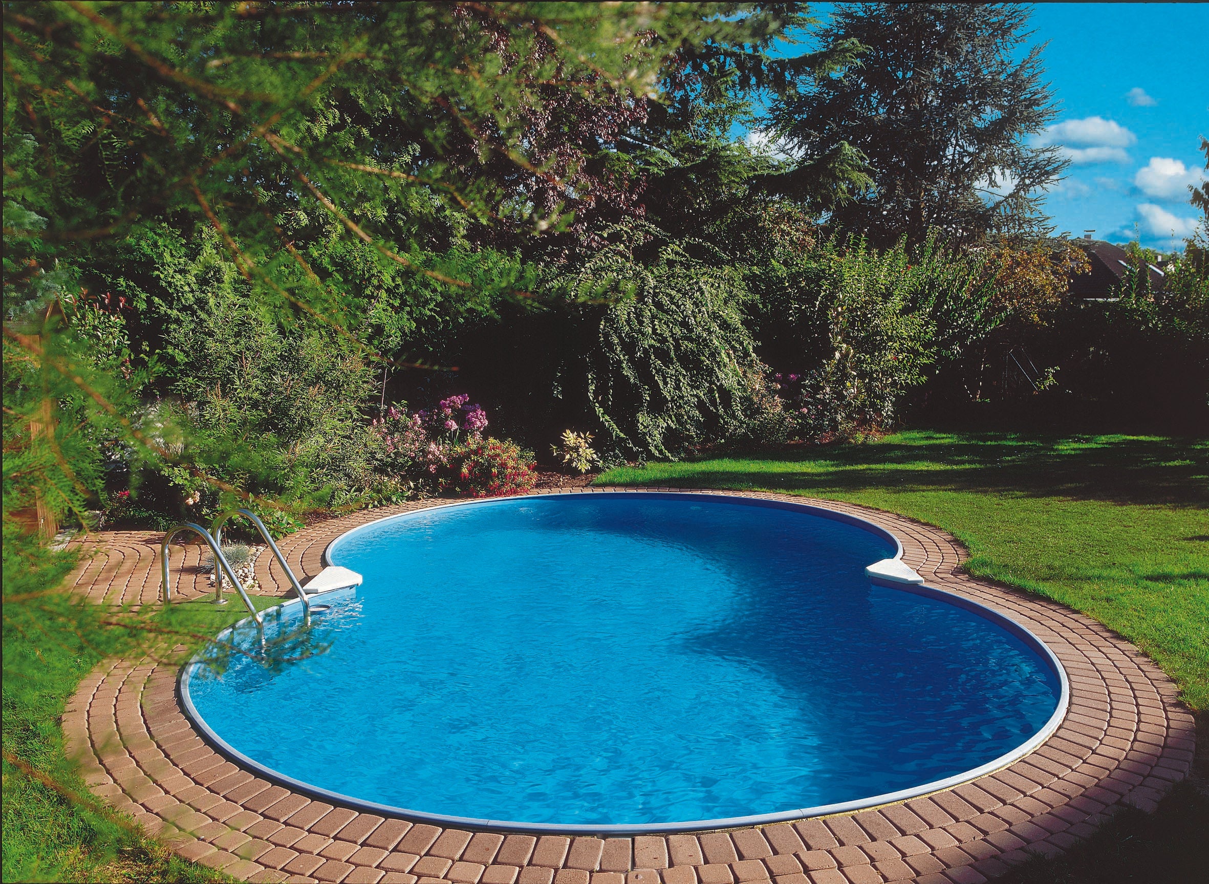 Åttaformad pool
